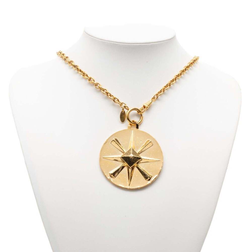 CHANEL Authentic Green Logo Necklace - Picture 6 of 6